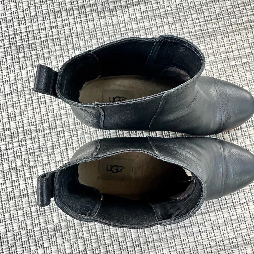 UGG Pax Leather Wedge Bootie Brown Size 10